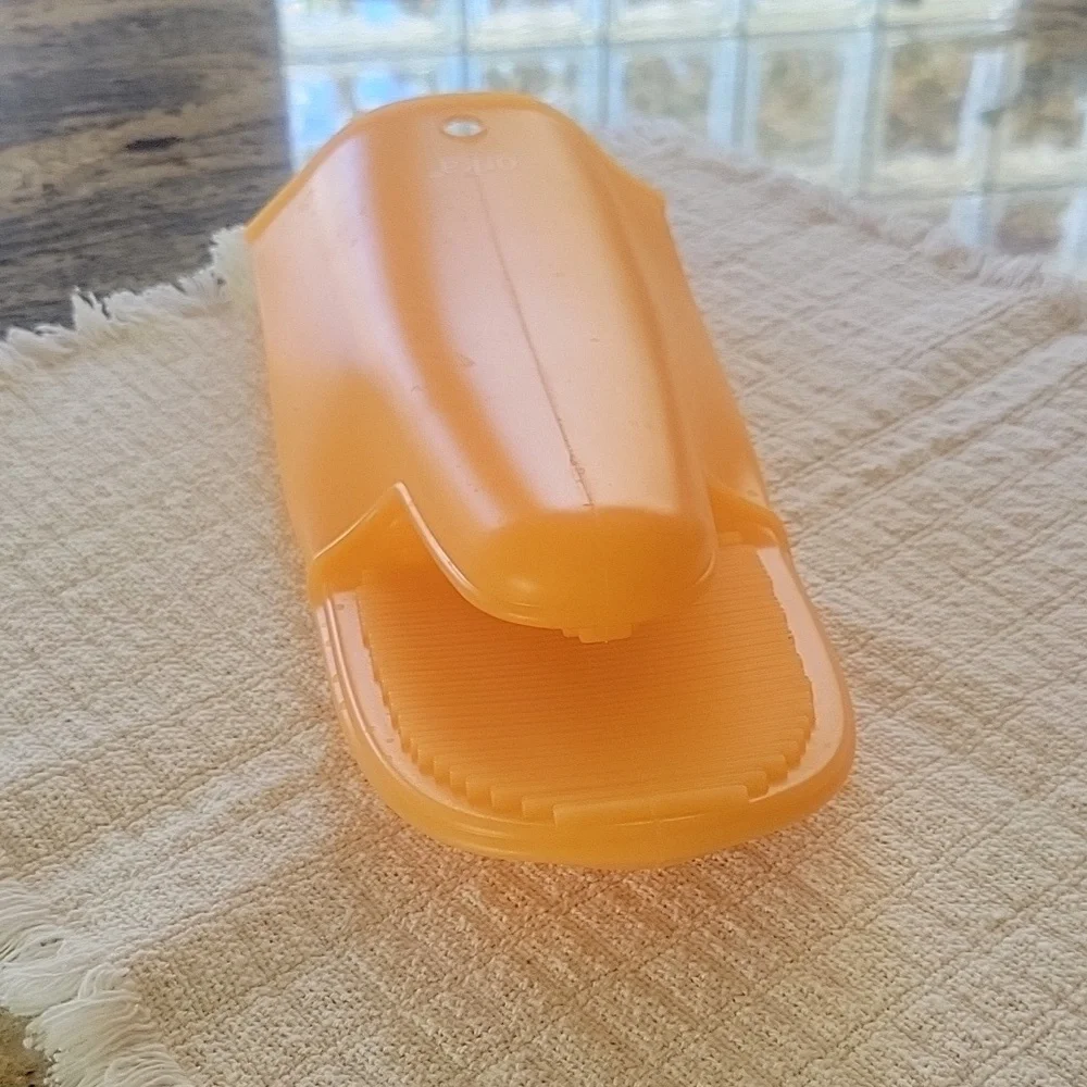 Le creuset and Mastrad  Orka set of 3 items